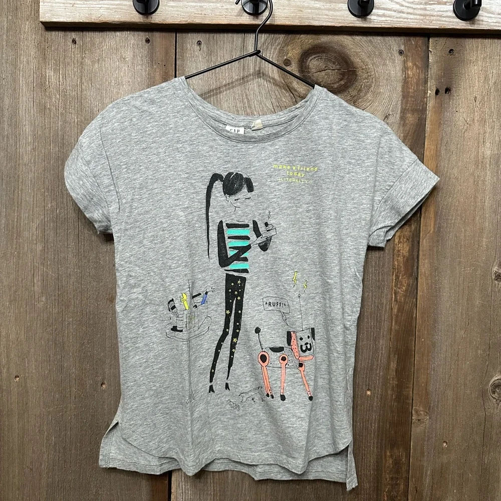GapKids Graphic Tee in Heather Gray Size XL 12 Girls